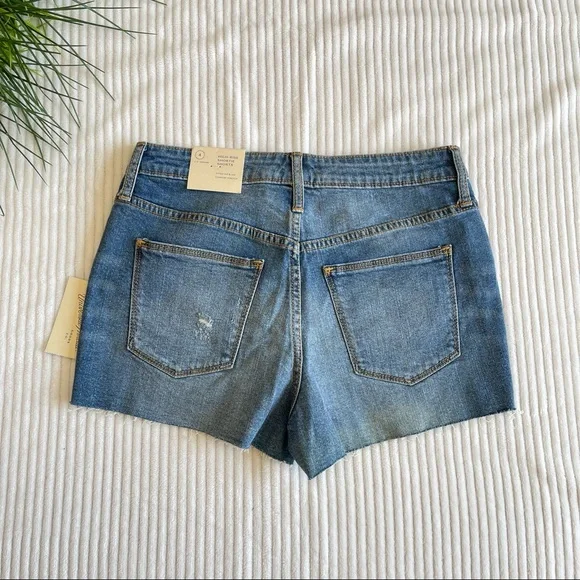 Universal thread high- rise denim shorts - Picture 4 of 13